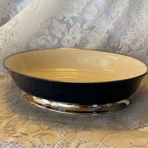 Vintage oval vegetable/serving bowl in the Contessa Black pattern.